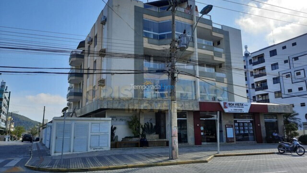 Apartamento para aluguel de temporada em Bombinhas (Praia de Bombas)