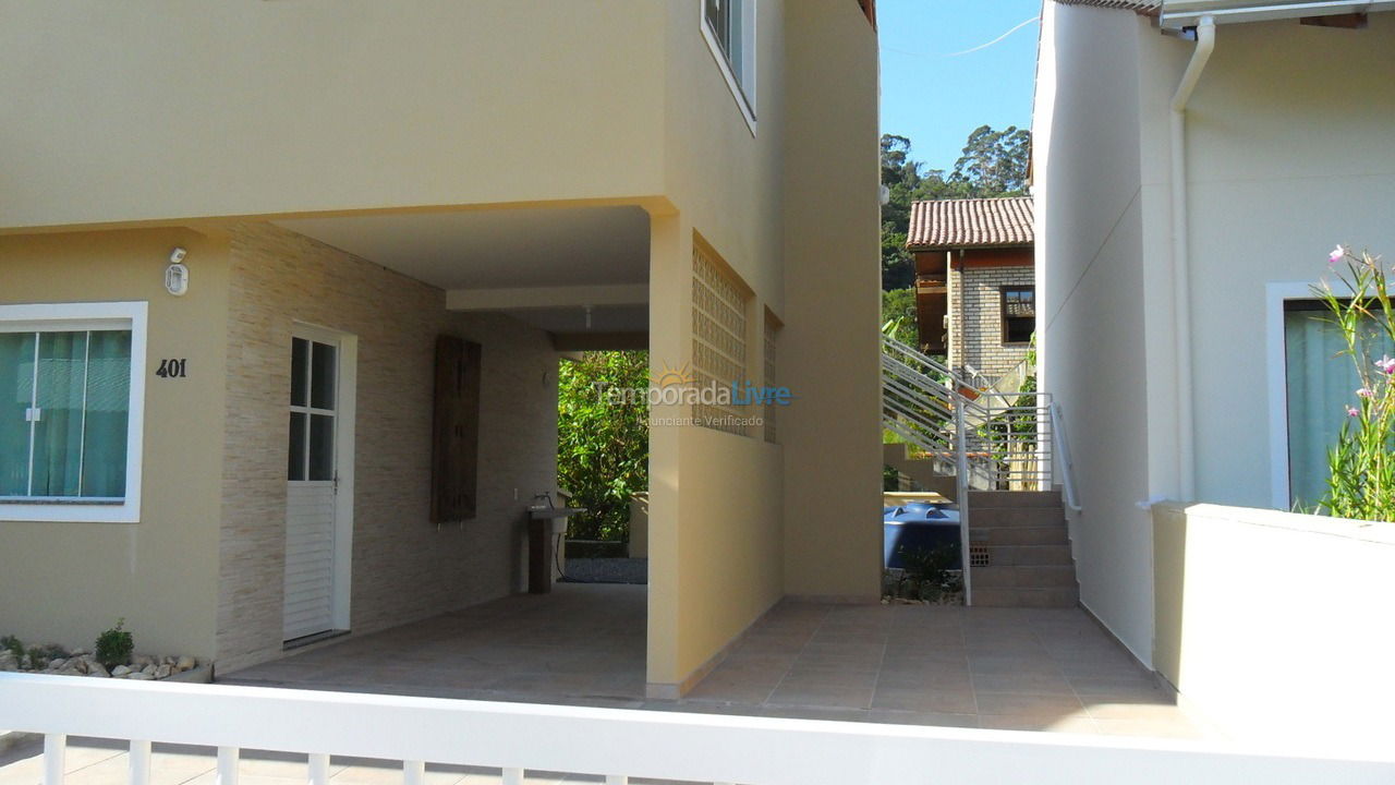 Apartment for vacation rental in Bombinhas (Praia de Zimbros)