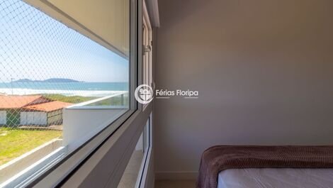 Beautiful sea front view 2 bedrooms in Morro das Pedras