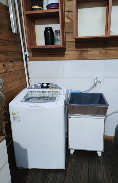 Casa para aluguel de temporada em Bombinhas (Praia de Bombas)