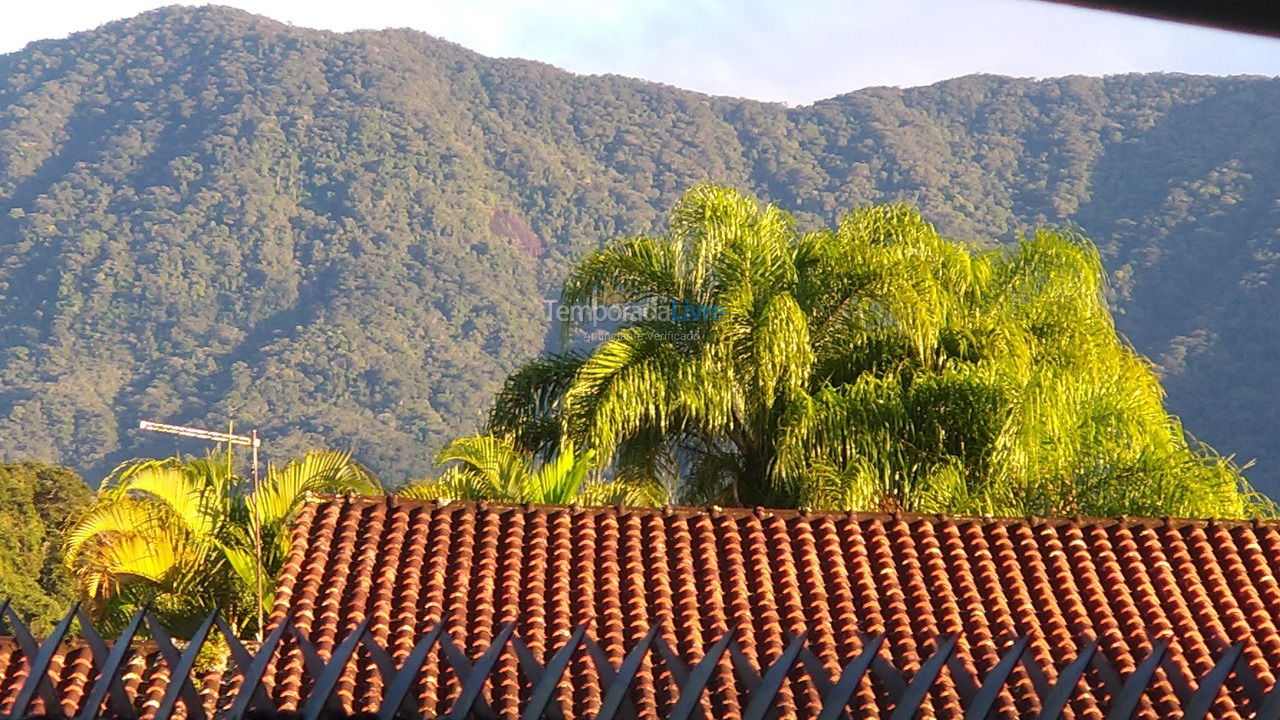 Casa para aluguel de temporada em Caraguatatuba (Massaguaçu)