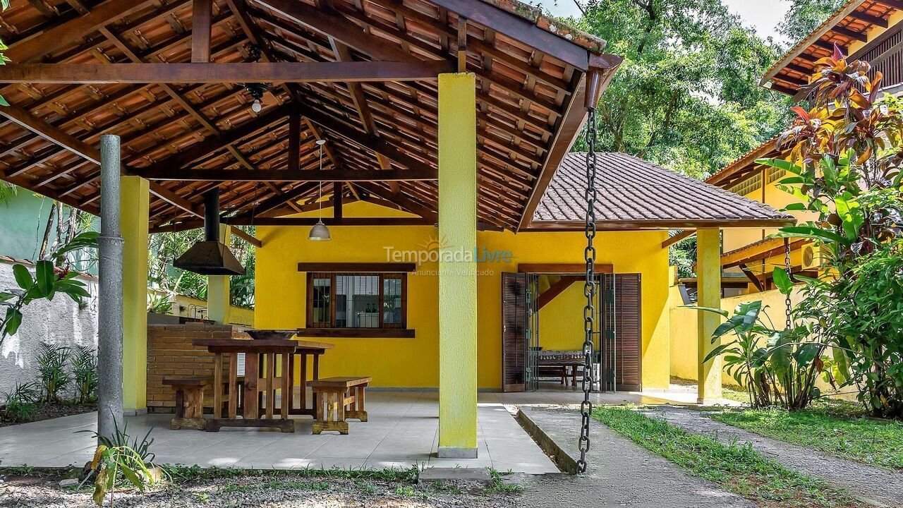 Casa para alquiler de vacaciones em São Sebastião (Praia de Boiçucanga)