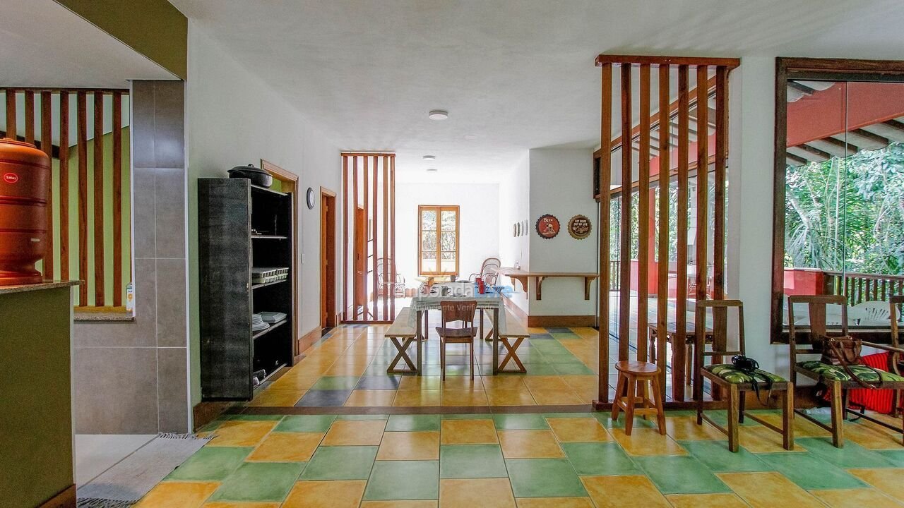 Casa para aluguel de temporada em Guarujá (Praia de Iporanga)