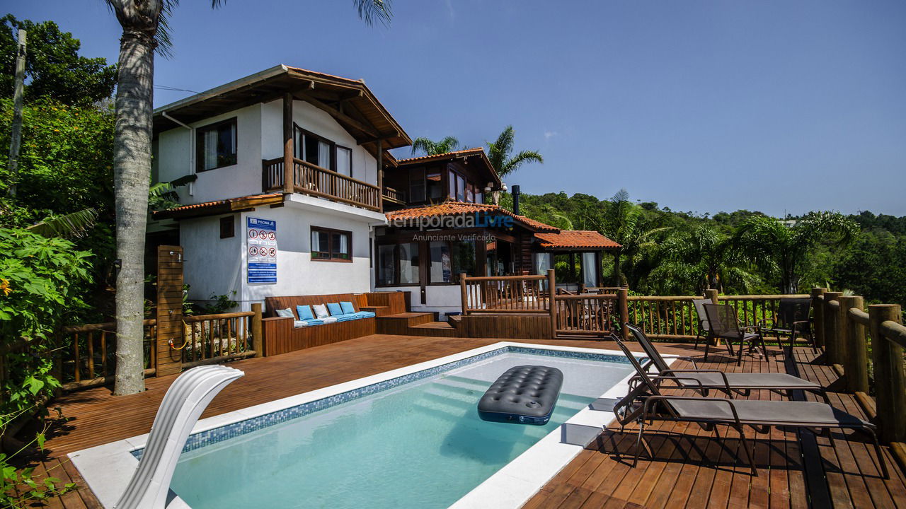 Casa para alquiler de vacaciones em Garopaba (Praia do Silveira)