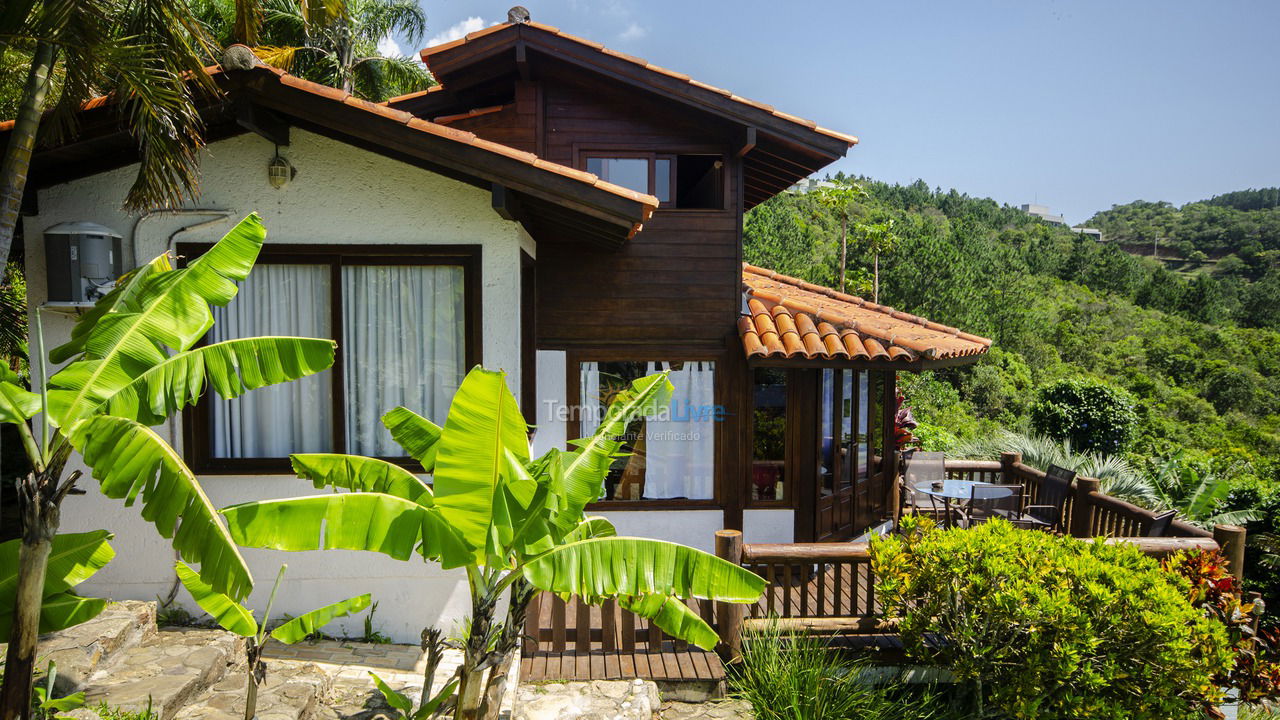 Casa para aluguel de temporada em Garopaba (Praia do Silveira)