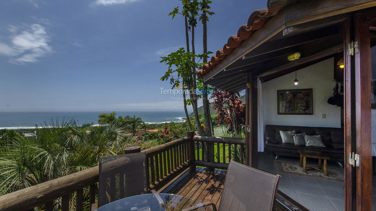 Casa para alquiler de vacaciones em Garopaba (Praia do Silveira)