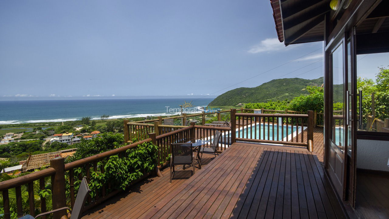 Casa para aluguel de temporada em Garopaba (Praia do Silveira)