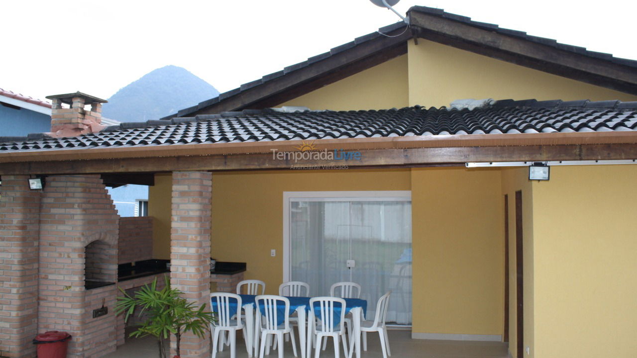 Casa para aluguel de temporada em Bertioga (Condominio Morada da Praia)