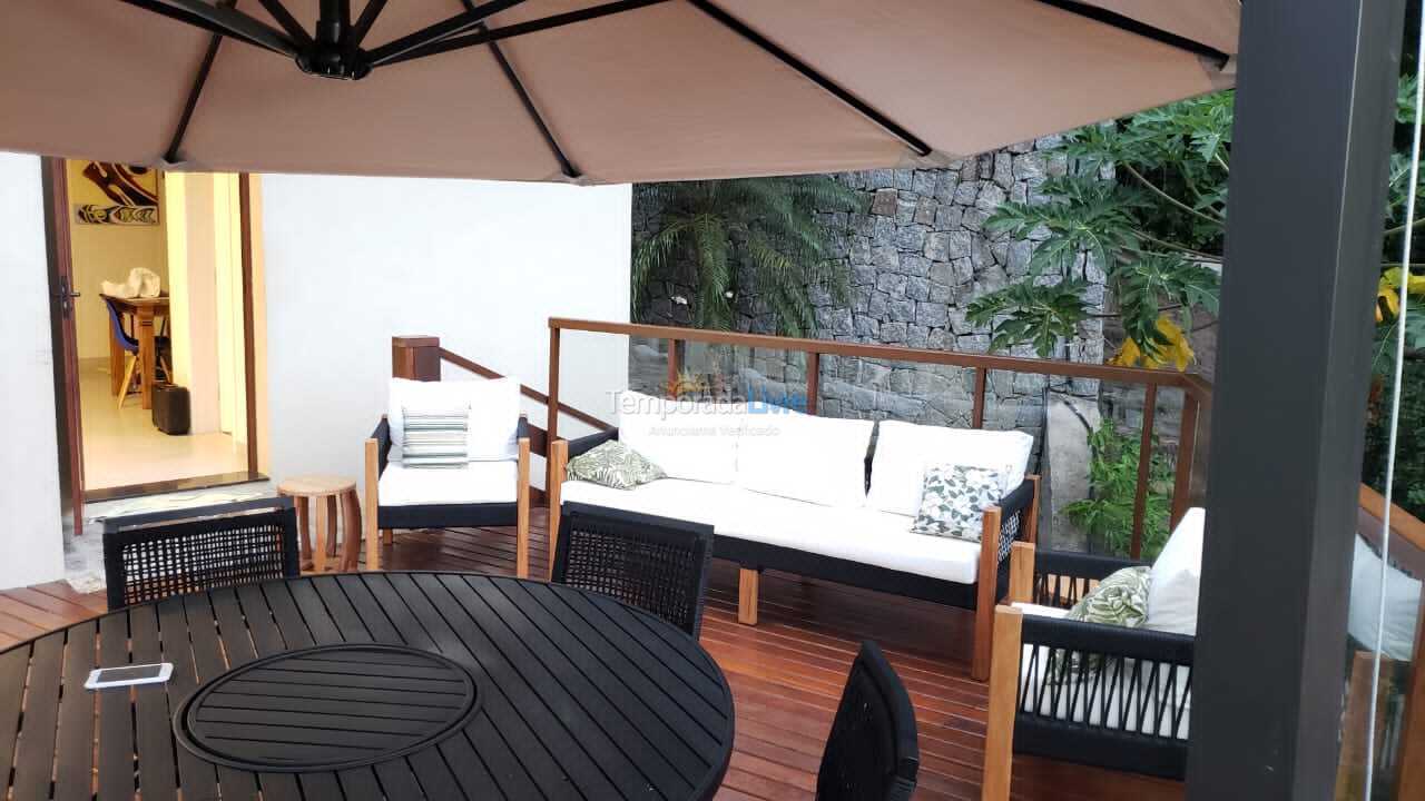 Casa para alquiler de vacaciones em Ilhabela (Siriúba)