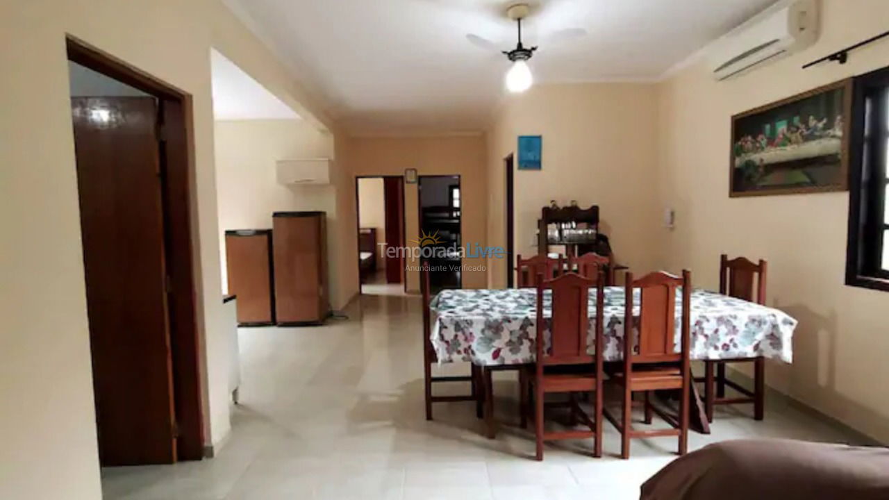 Casa para alquiler de vacaciones em Ubatuba (Maranduba)