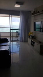 Hermoso apartamento frente al mar de 2 habitaciones, en Praja de Itapuã