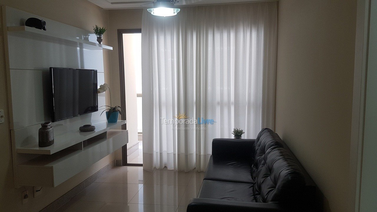 Apartamento para aluguel de temporada em Vila Velha (Praia de Itapua)