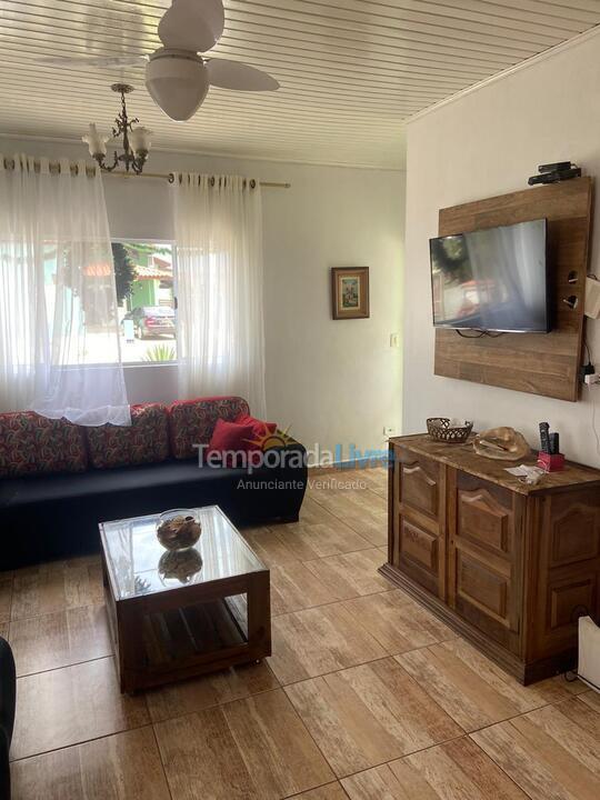 House for vacation rental in Bertioga (Condominio Morada da Praia)