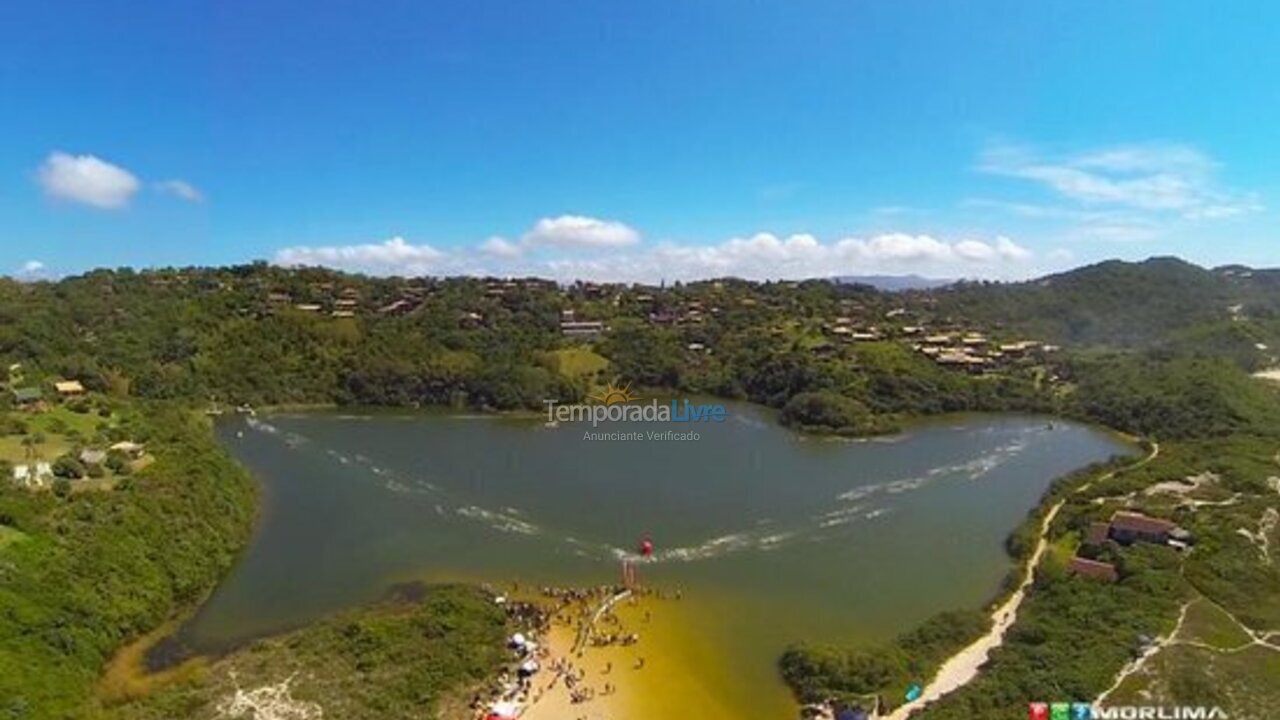 Casa para aluguel de temporada em Imbituba (Praia do Rosa)