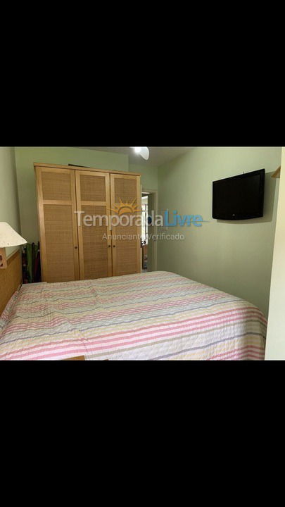 Apartamento para aluguel de temporada em Florianópolis (Praia Brava)