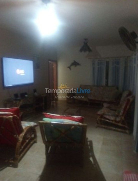 Casa para aluguel de temporada em Peruíbe (Praia de Guaraú)