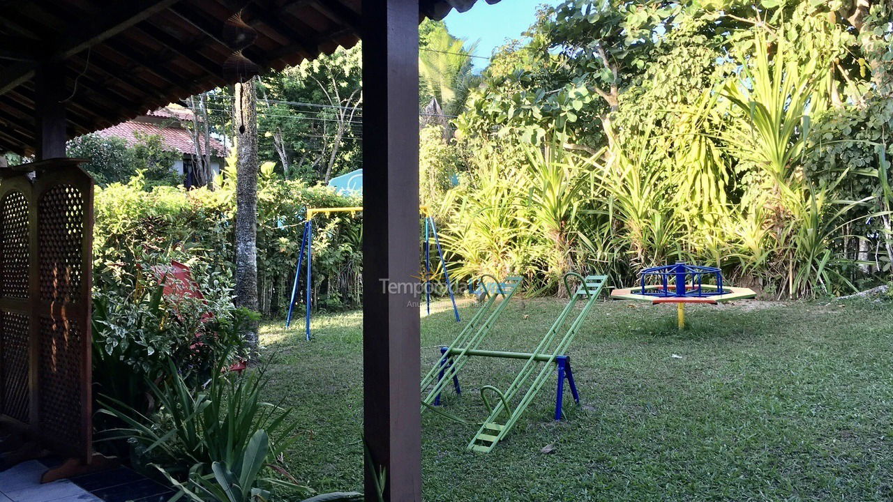 Casa para alquiler de vacaciones em Arraial D´Ajuda (Loteamento de Parracho)