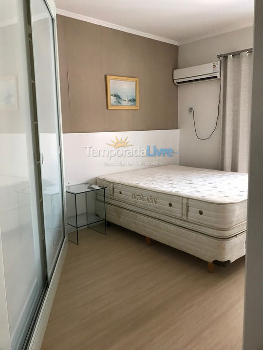 Apartment for vacation rental in Itapema (Meia Praia)