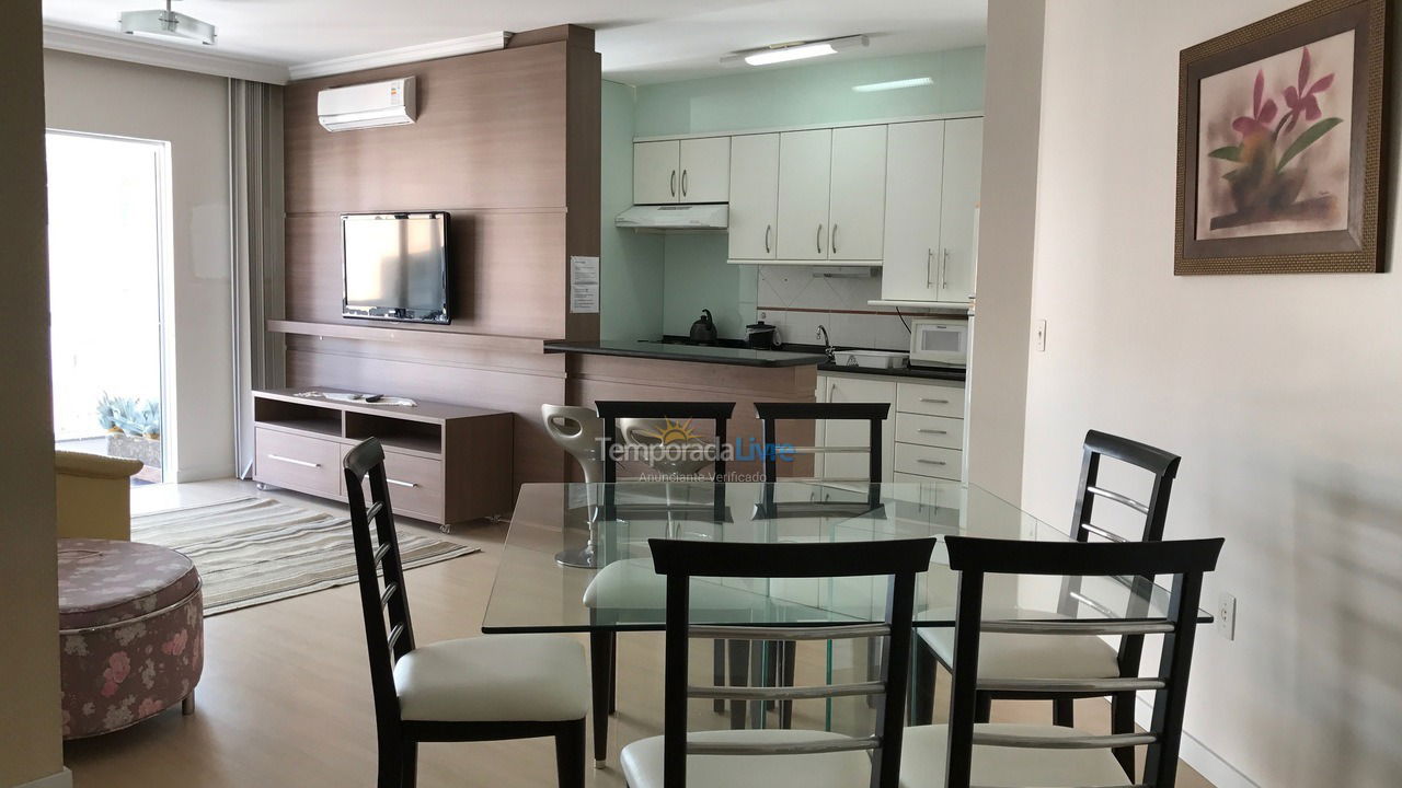 Apartment for vacation rental in Itapema (Meia Praia)