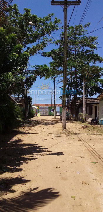 Casa para aluguel de temporada em Bertioga (Vista Linda)