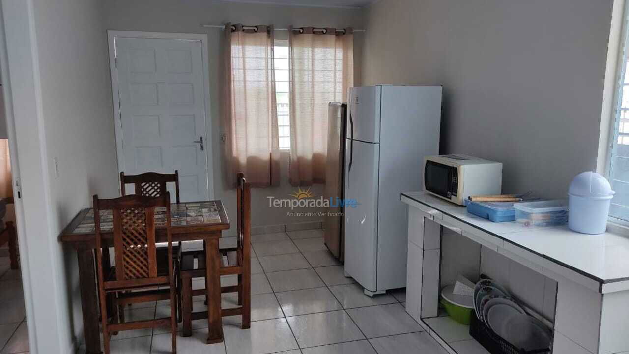 Casa para alquiler de vacaciones em Matinhos (Balneário Flamingo)