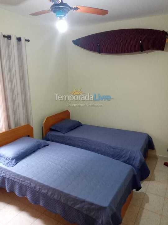 Apartamento para aluguel de temporada em Ubatuba (Praia do Sape)