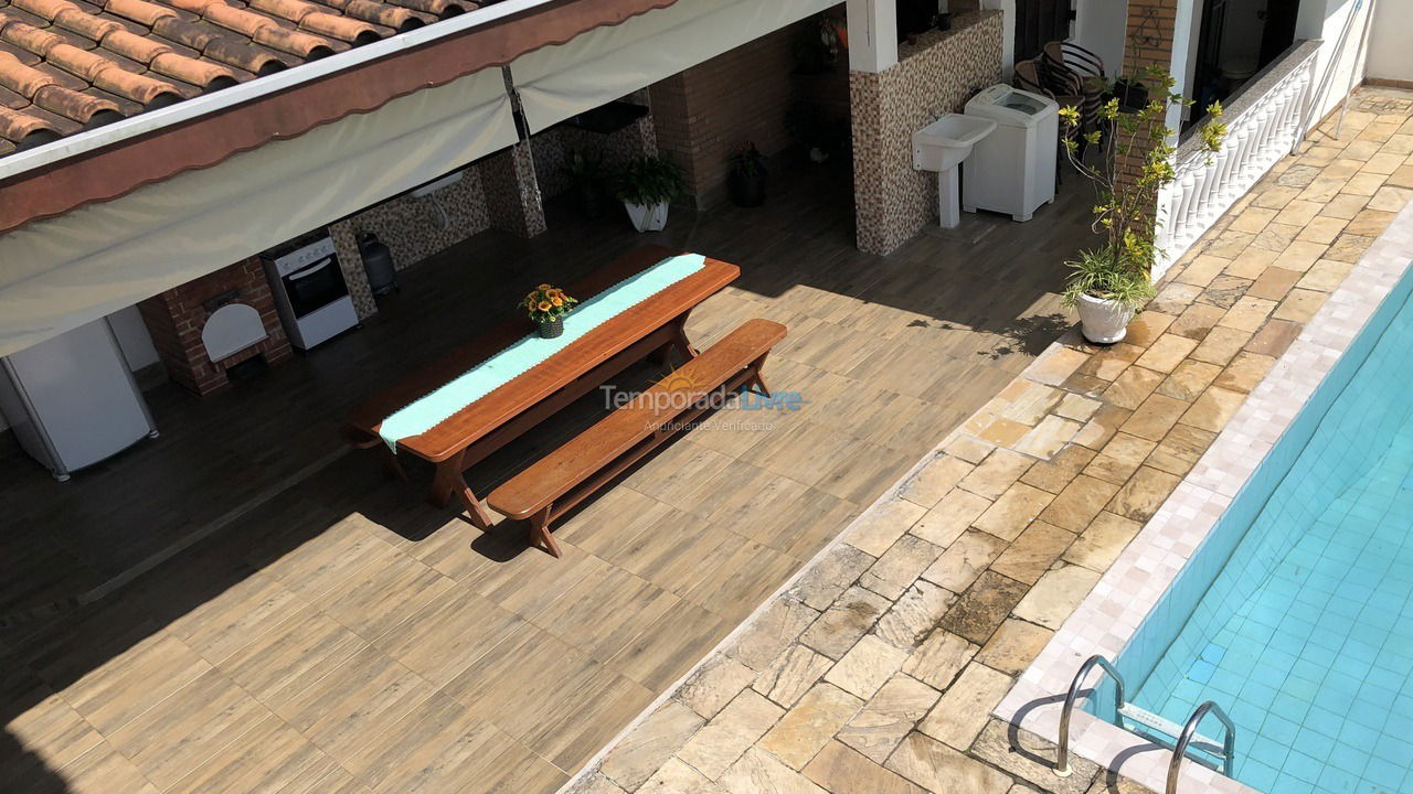 Casa para alquiler de vacaciones em Caraguatatuba (Jardim Britânia)