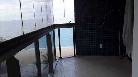 Apartamento de 2 quartos sendo 1 suíte, ar, piscina, Praia da Costa,
