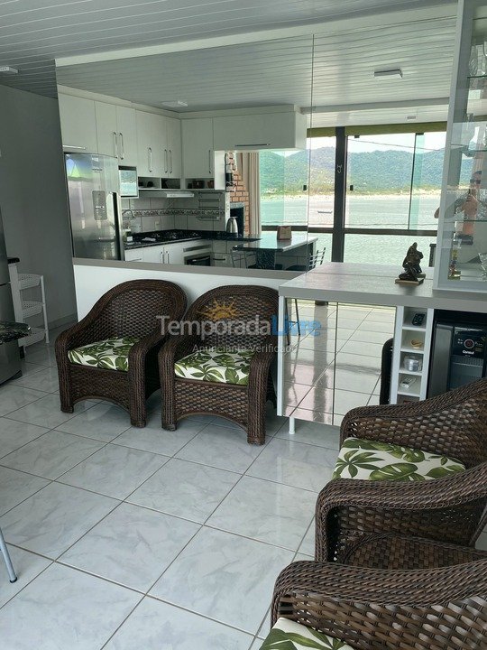House for vacation rental in Florianópolis (Pântano do Sul)