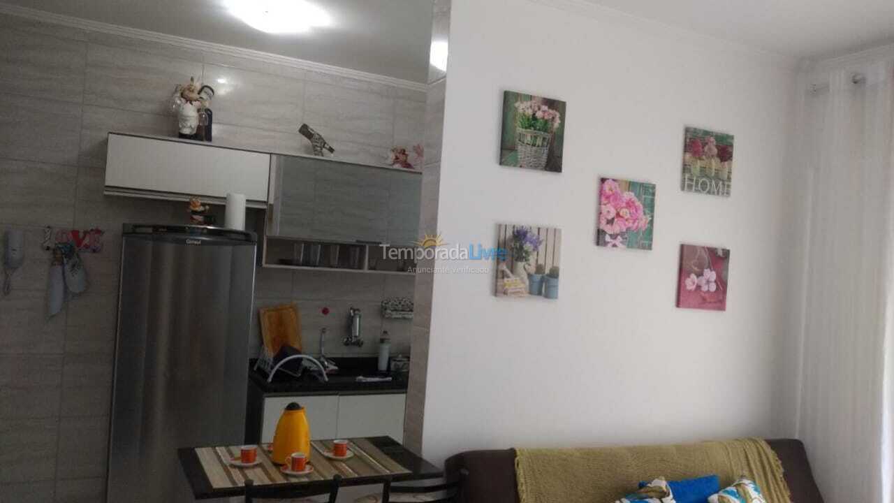 Apartamento para aluguel de temporada em Praia Grande (Balneário Maracanã)