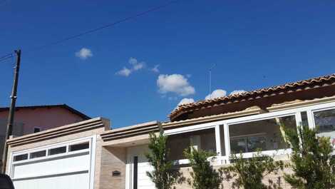 Preciosa casa de veraneo con piscina climatizada