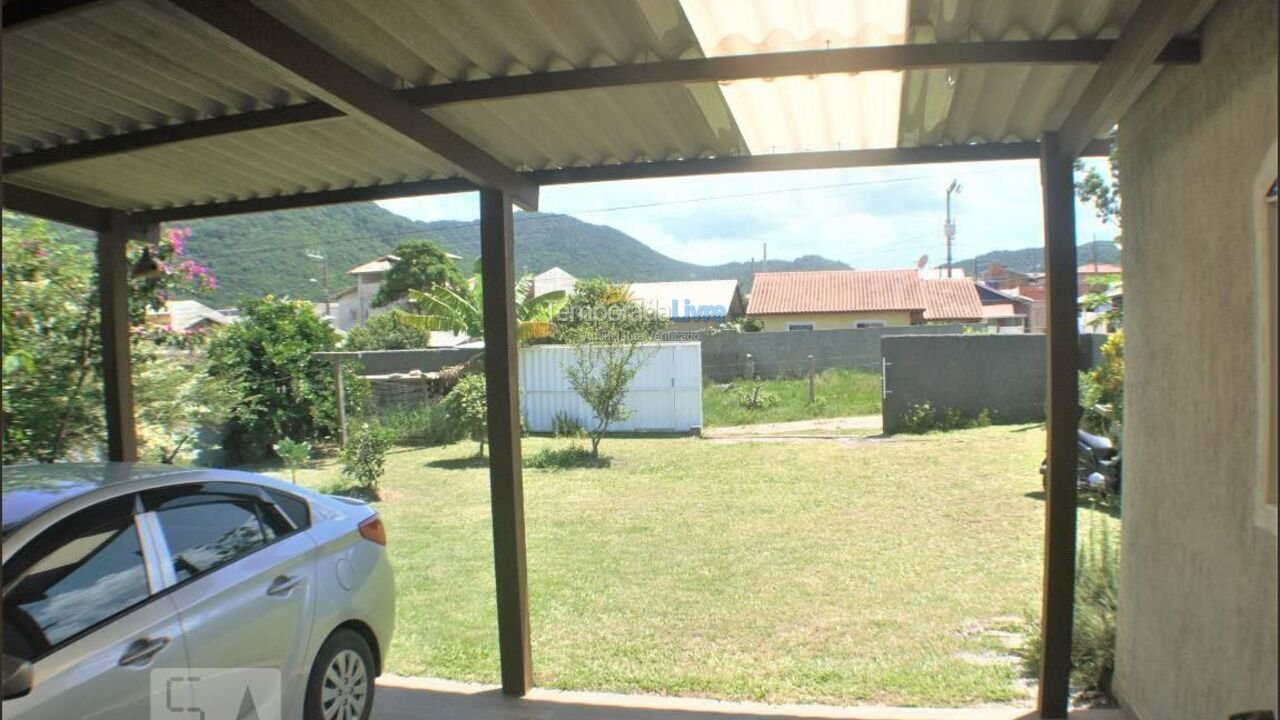 House for vacation rental in Florianópolis (Praia do Moçambique)