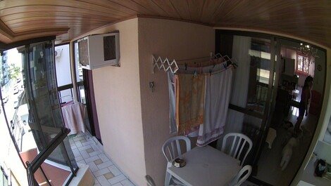 Comfortable 02 bedroom apartment near the beach for 5 people Itapema/SC