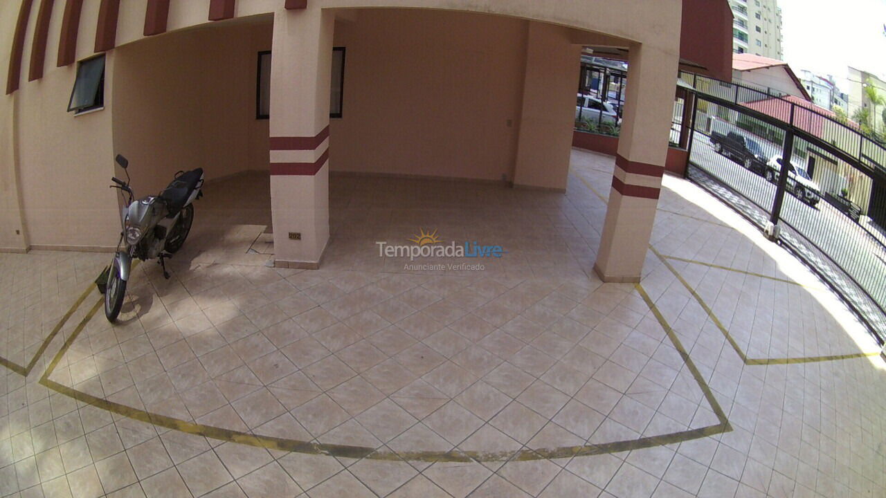Apartamento para alquiler de vacaciones em Itapema (Meia Praia)