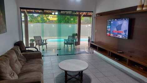 Casa aconchegante com piscina em Ubatuba