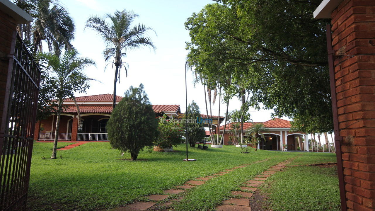Granja para alquiler de vacaciones em Olímpia (Rural)