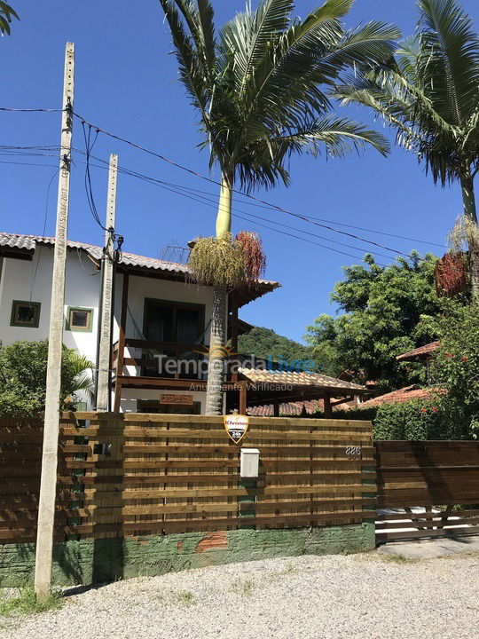 Casa para aluguel de temporada em Florianópolis (Rio Tavares)