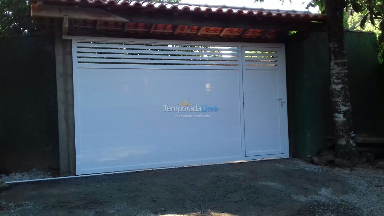 Casa para aluguel de temporada em São Sebastião (Boiçucanga)