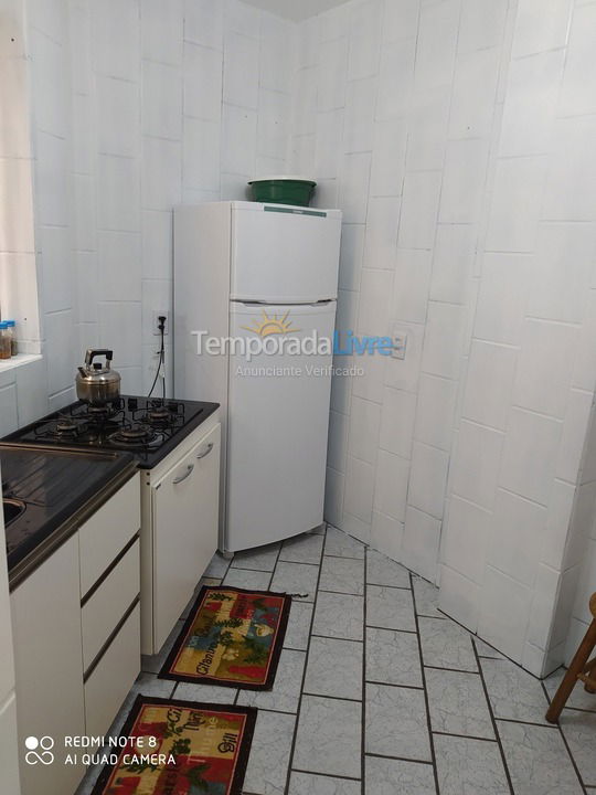 Apartamento para aluguel de temporada em Itapema (Meia Praia)