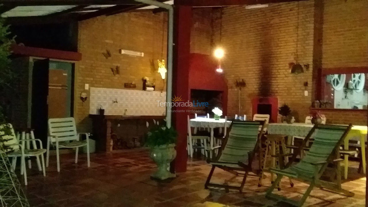 House for vacation rental in Serra Negra (Bairro dos Macacos)