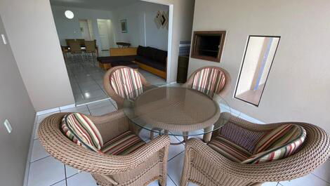 TOP APARTMENT - FRONT OF THE SEA - 3 BEDROOMS - IN THE HEART OF BAIRRO MEIA PRAIA