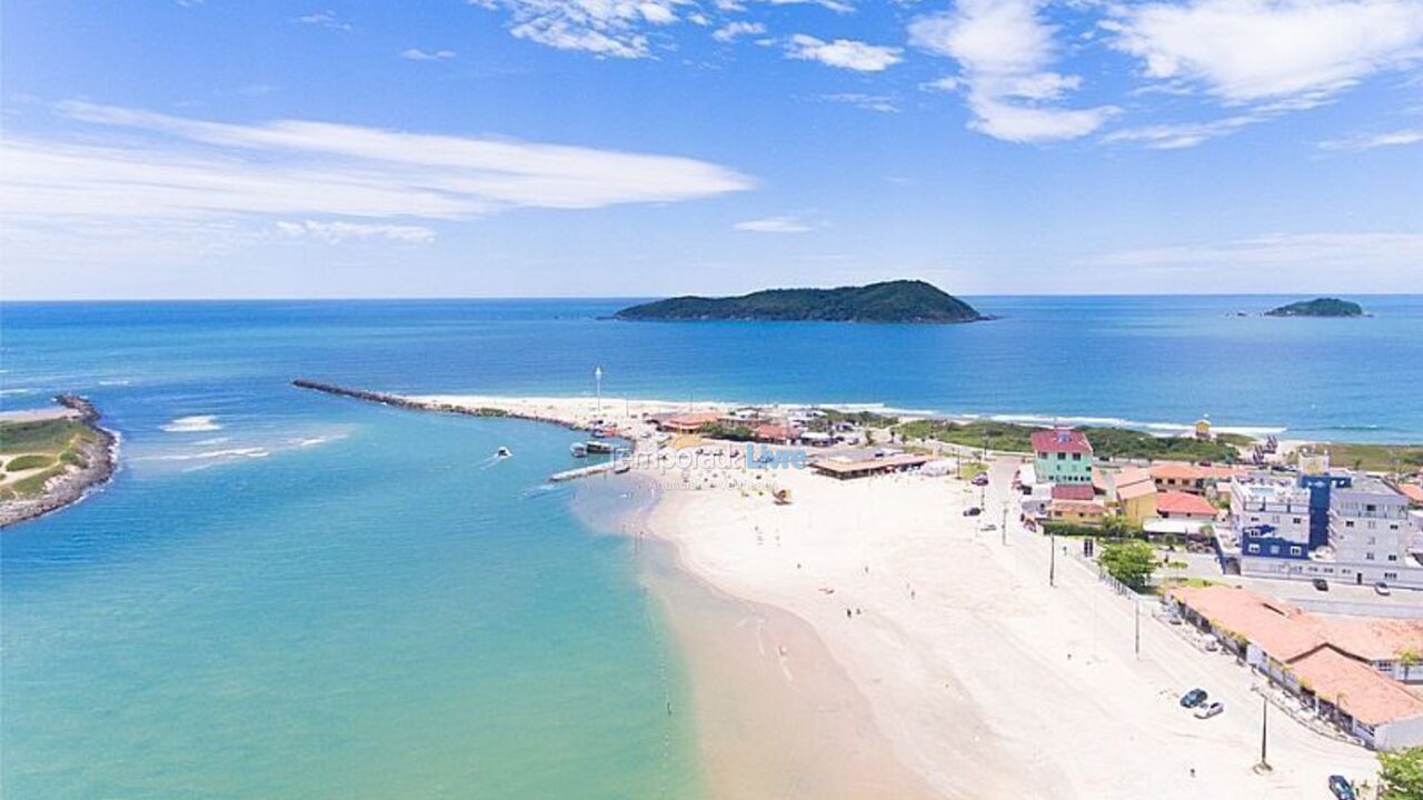 Casa para alquiler de vacaciones em Balneário Barra do Sul (Salinas)