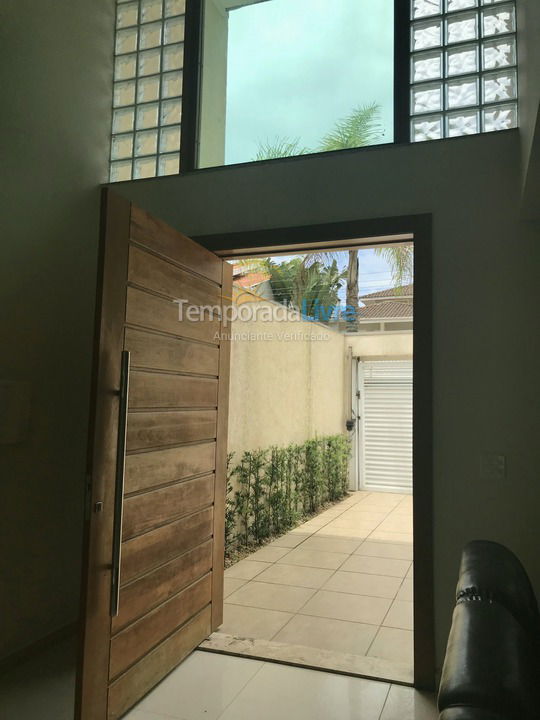 Casa para aluguel de temporada em São Sebastião (Juquehy)