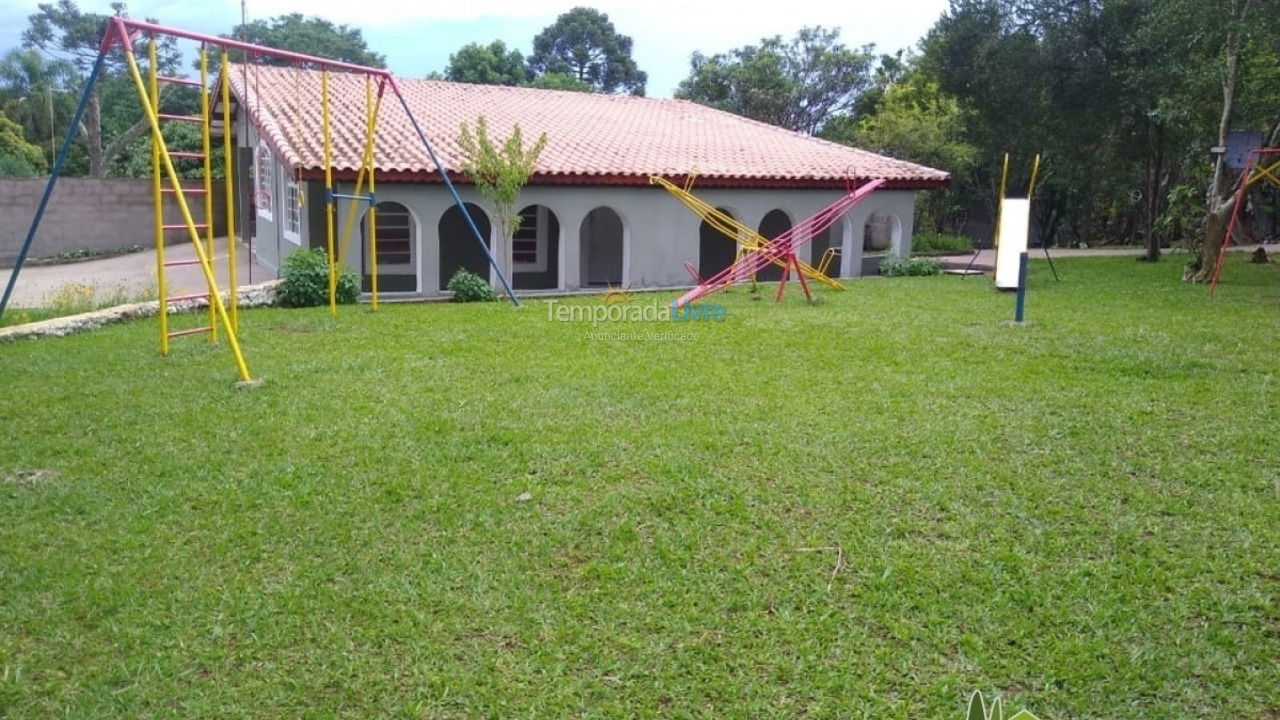 Granja para alquiler de vacaciones em Ibiúna (Bairro da Cachoeira)