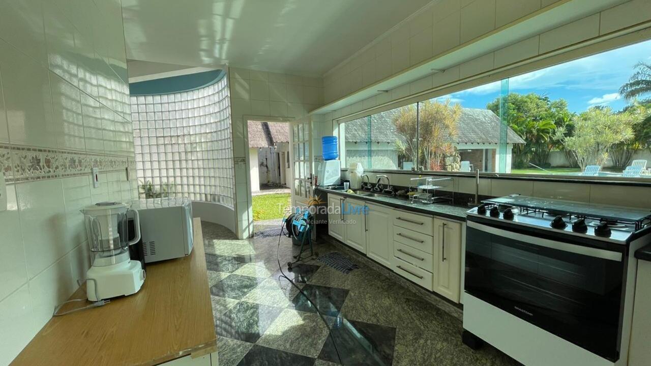 Casa para aluguel de temporada em Guarujá (Jardim Acapulco)