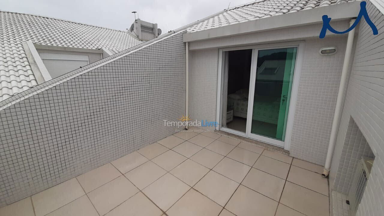 Apartamento para aluguel de temporada em Florianópolis (Lagoinha)