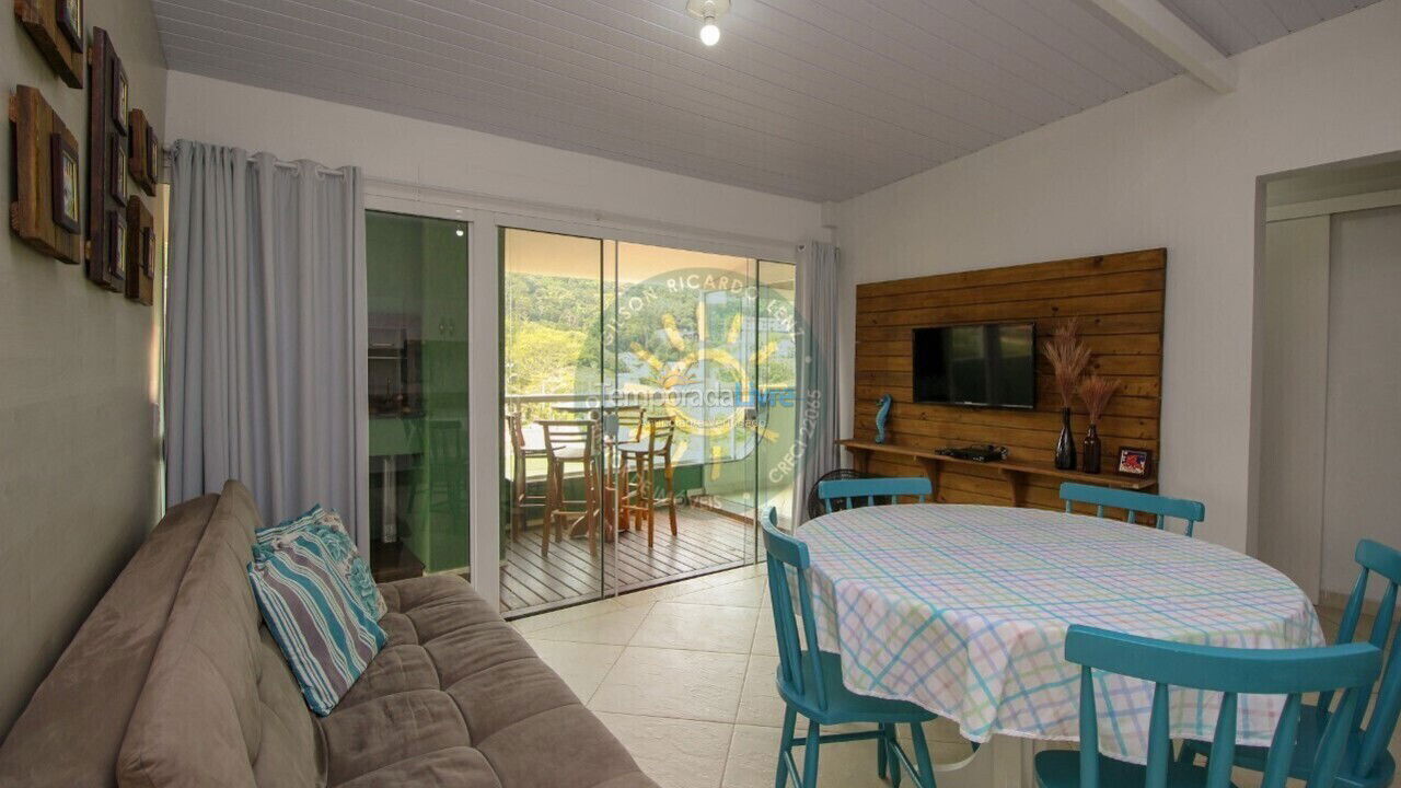 Apartamento para alquiler de vacaciones em Bombinhas (Praia de Quatro Ilhas)