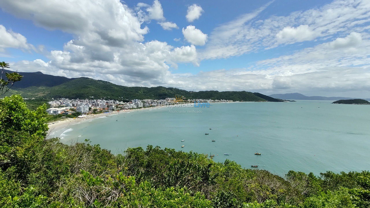 Apartamento para alquiler de vacaciones em Governador Celso Ramos (Praia de Palmas)