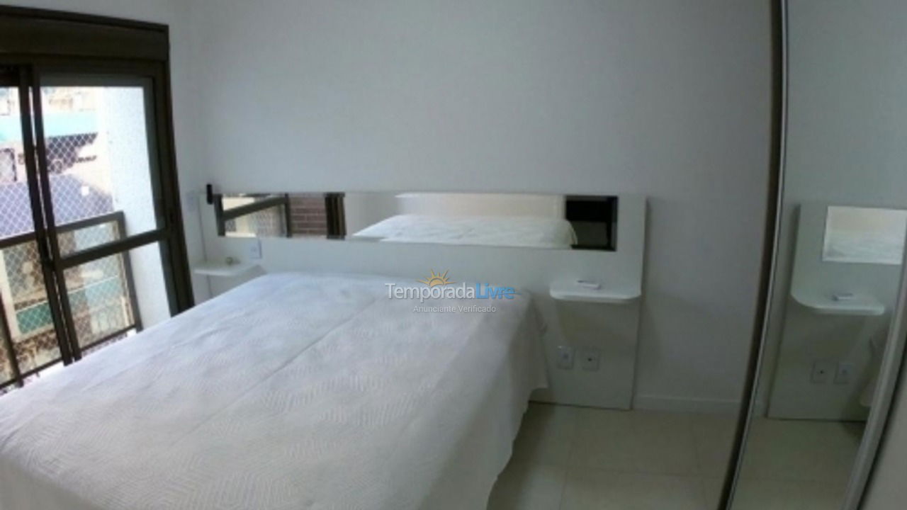 Apartamento para alquiler de vacaciones em Governador Celso Ramos (Praia de Palmas)