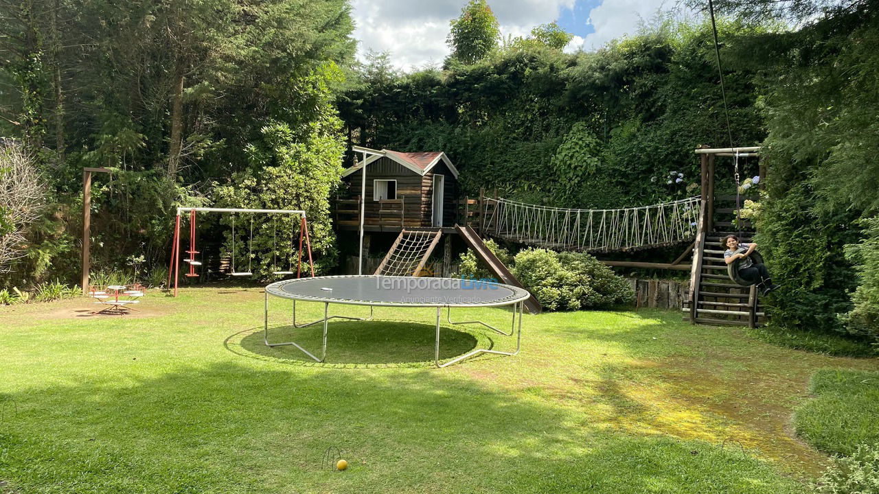House for vacation rental in Campos do Jordão (Capivari)